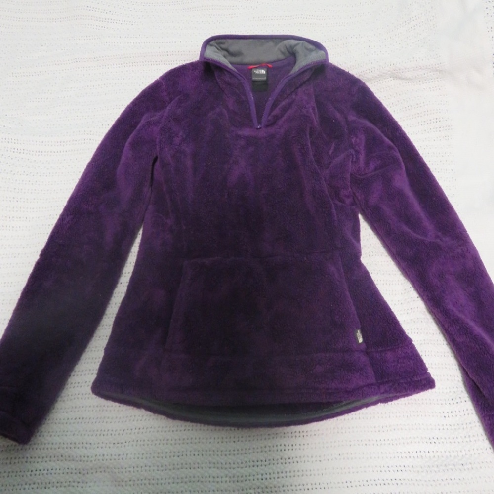 North Face fleece pullover